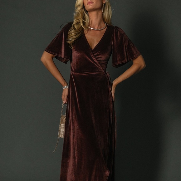 Baltic Born Katelyn Velvet Maxi Wrap Dress | Clove Size SS - Picture 1 of 5